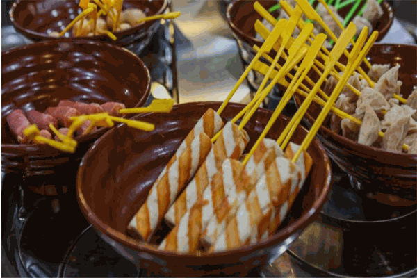 串串香旋转小火锅麻辣烫